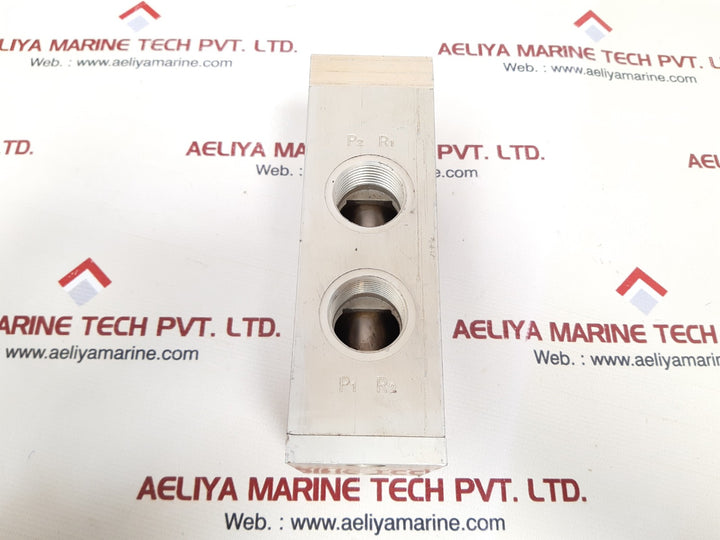 Rexroth 3710900100 valve
