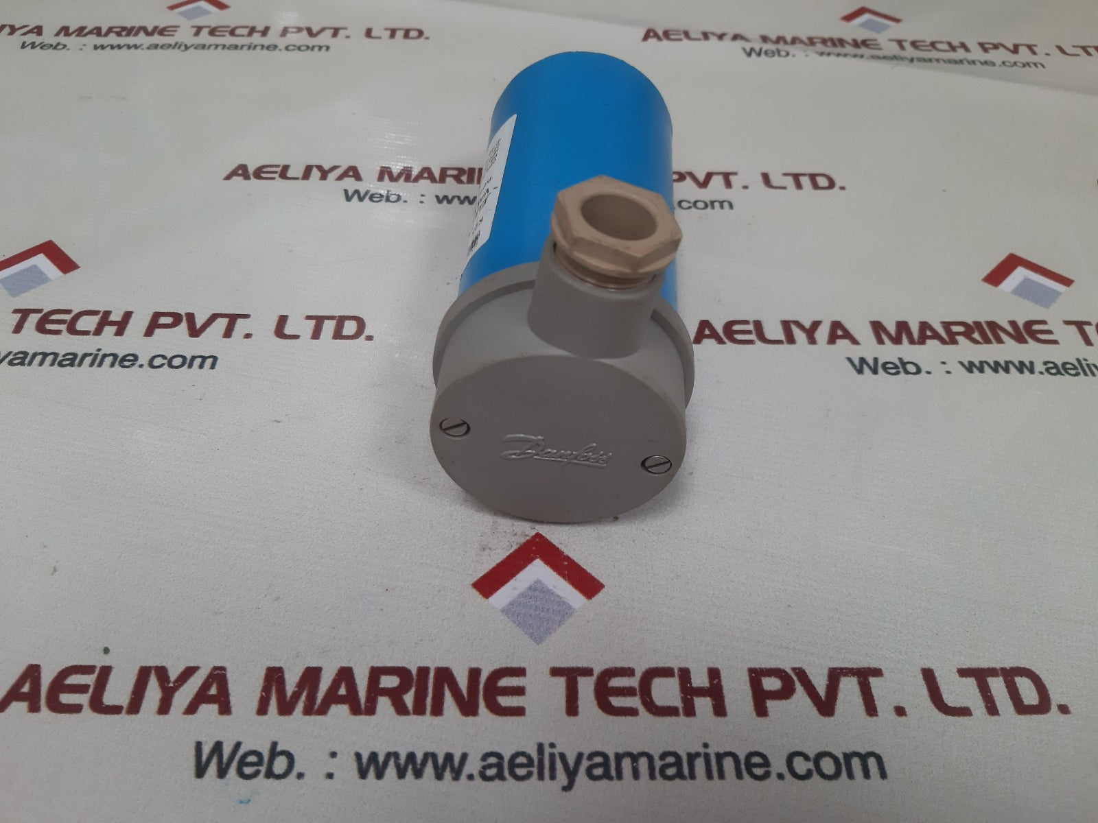 Thermo king 504-980 electric refrig valve