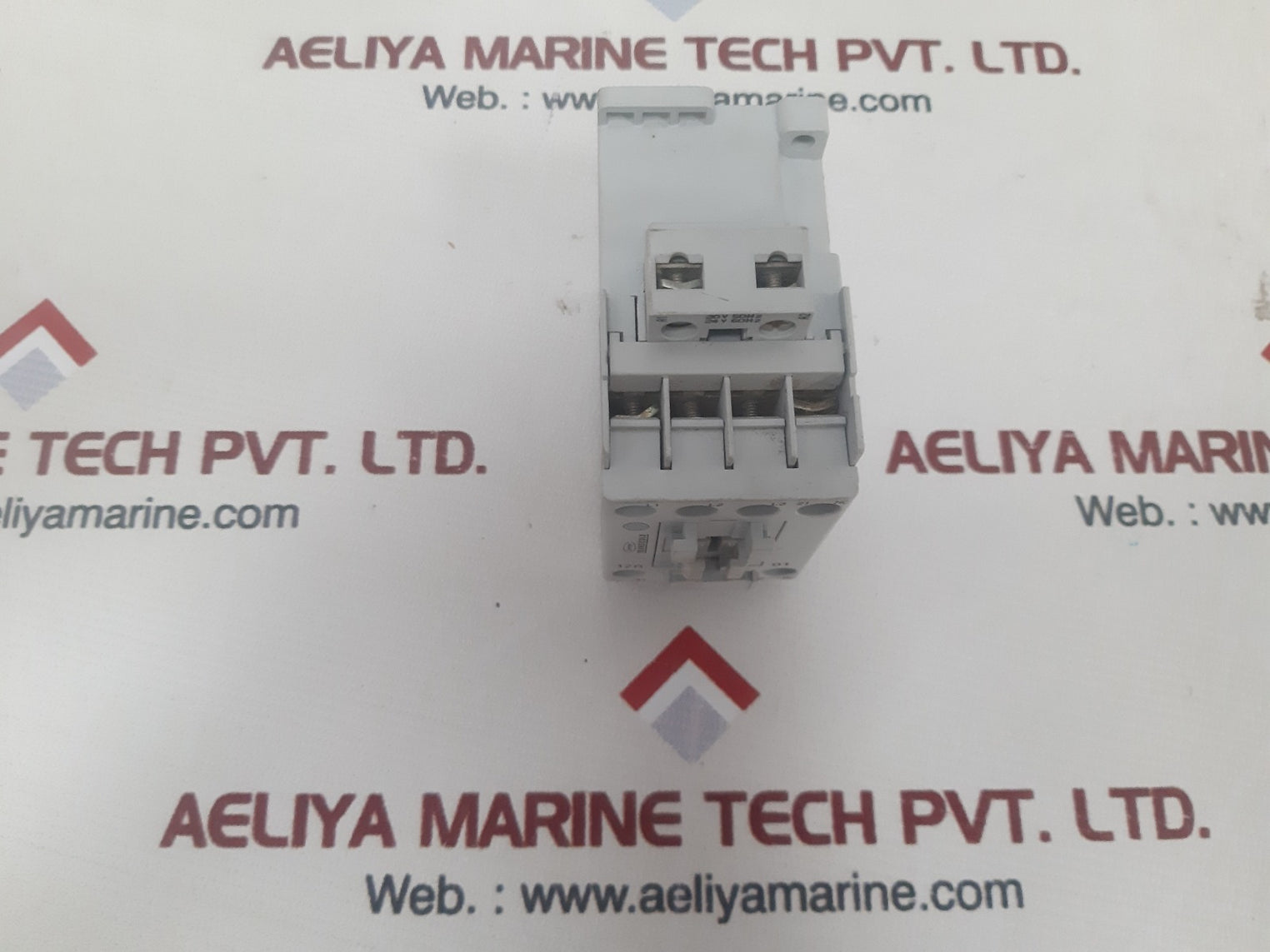 Carrier transicold 10-00431-00 contactor