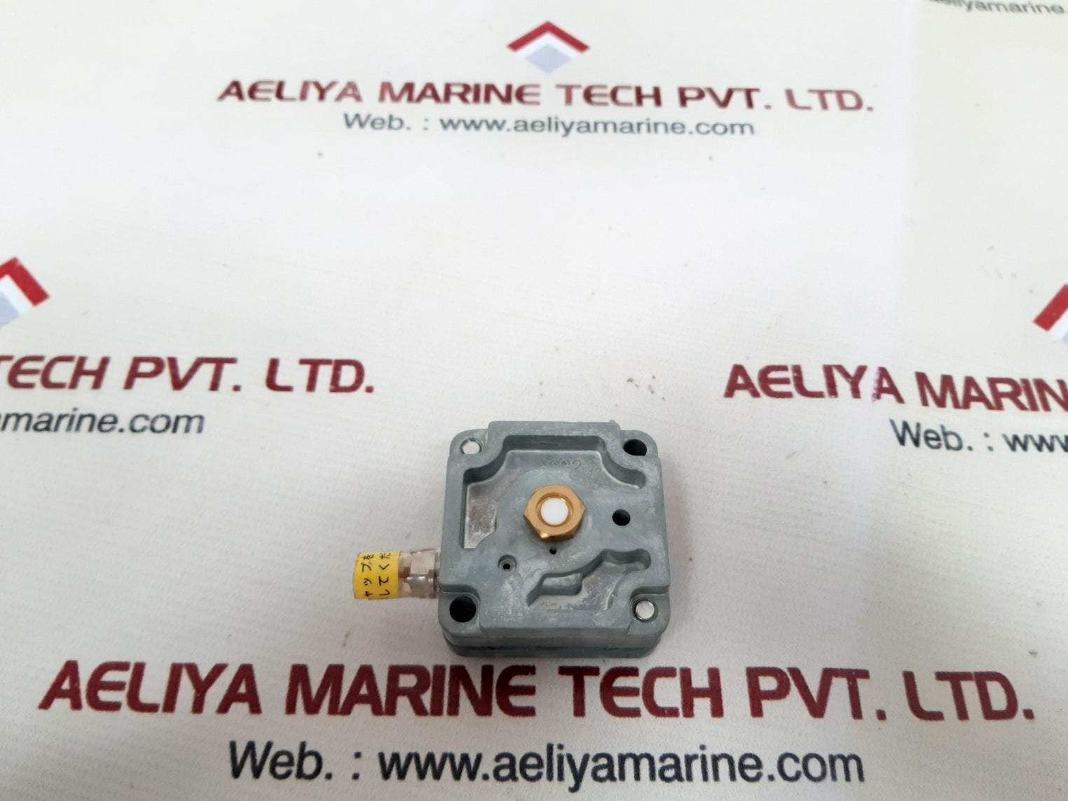 Orifice cleaning push button