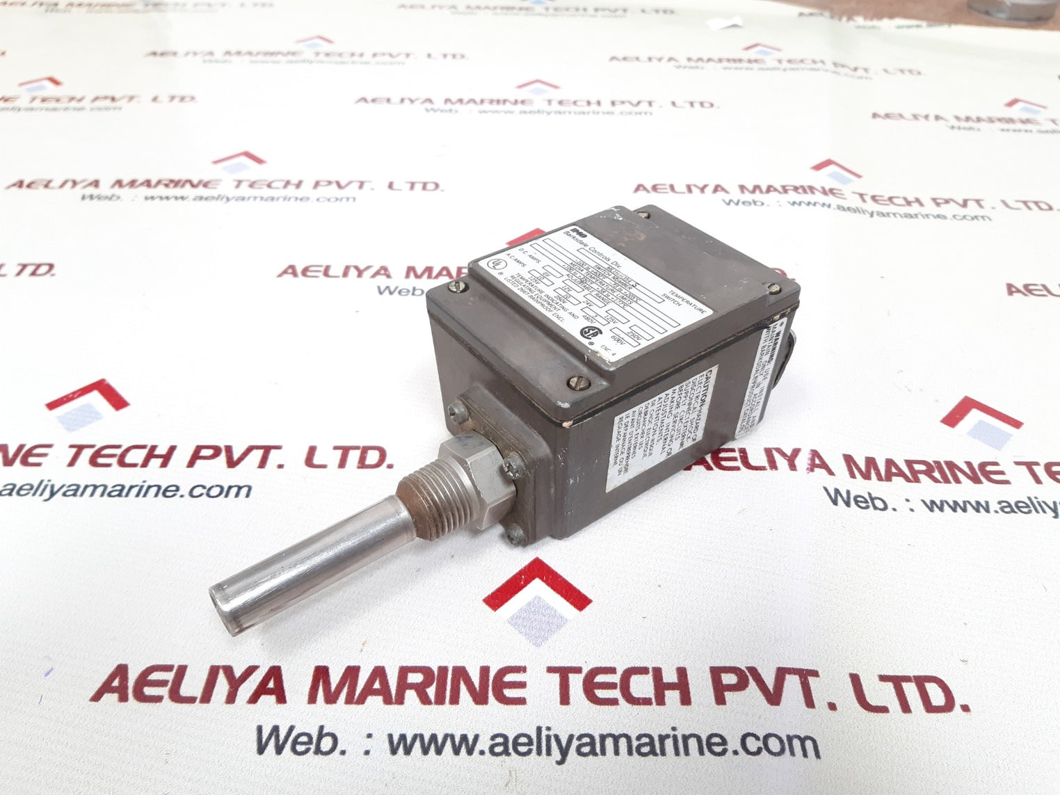 Barksdale ml1h-h354s temperature switch