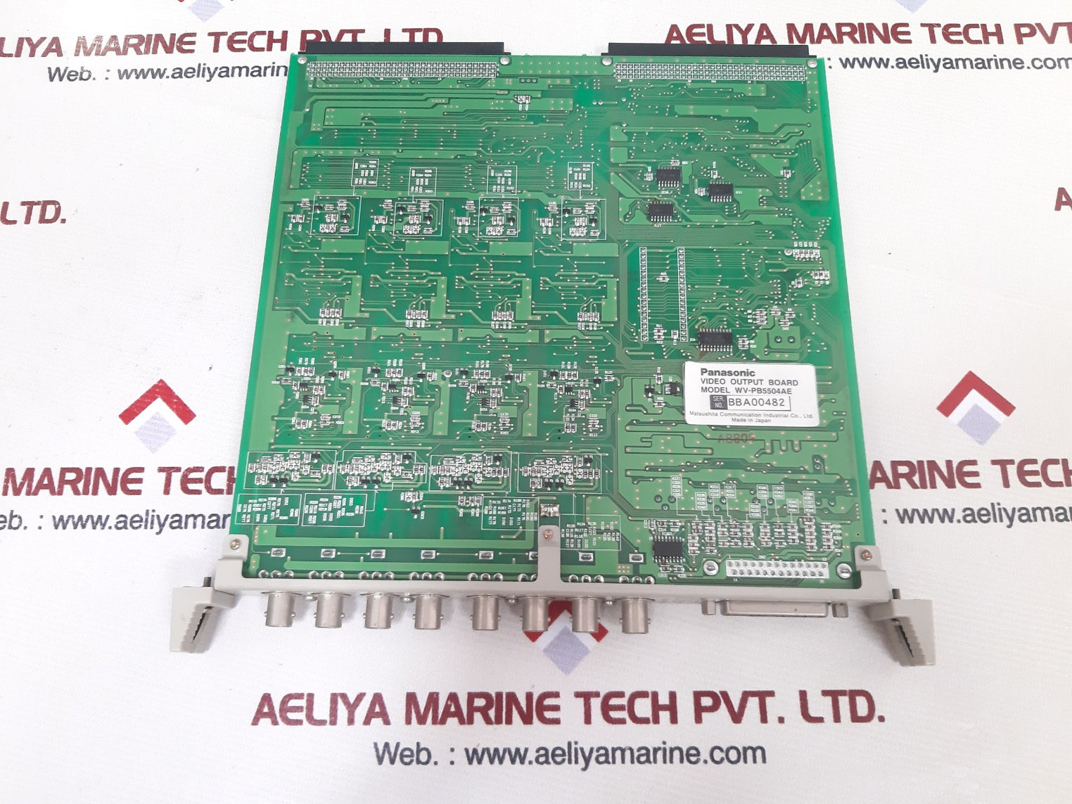 Panasonic wv-pb5504ae video output board