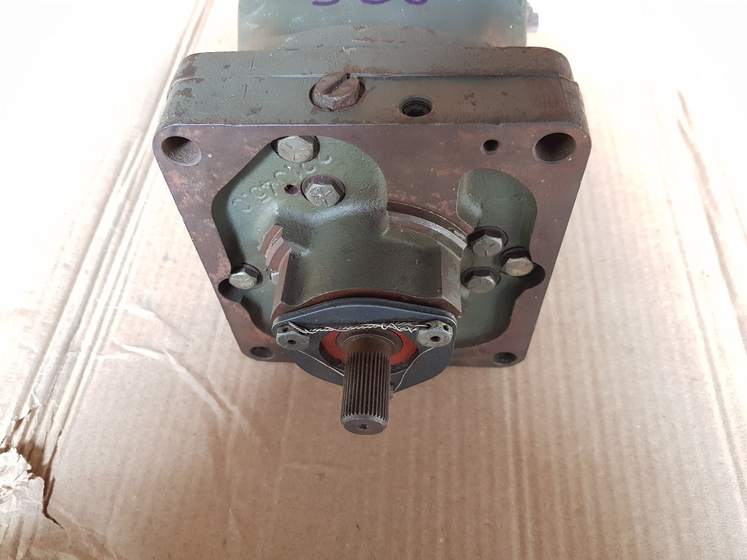 Woodward ug-8 governor r.p.m:657-1381 al8525 048