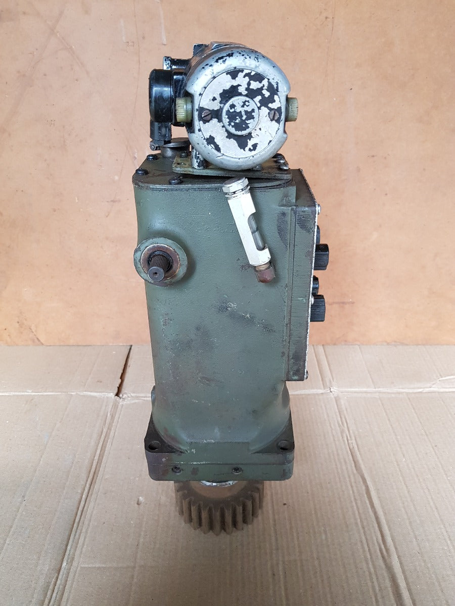 Woodward ug-8 governor r.p.m:657-1381 al8525 048