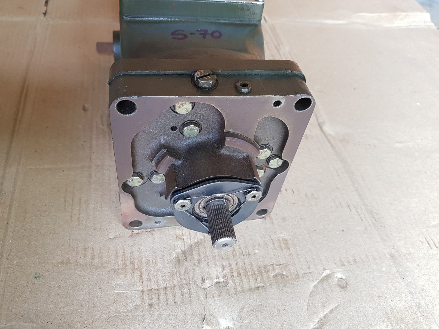 Woodward ug-8 a8523 d83jn governor r.p.m:700-1415