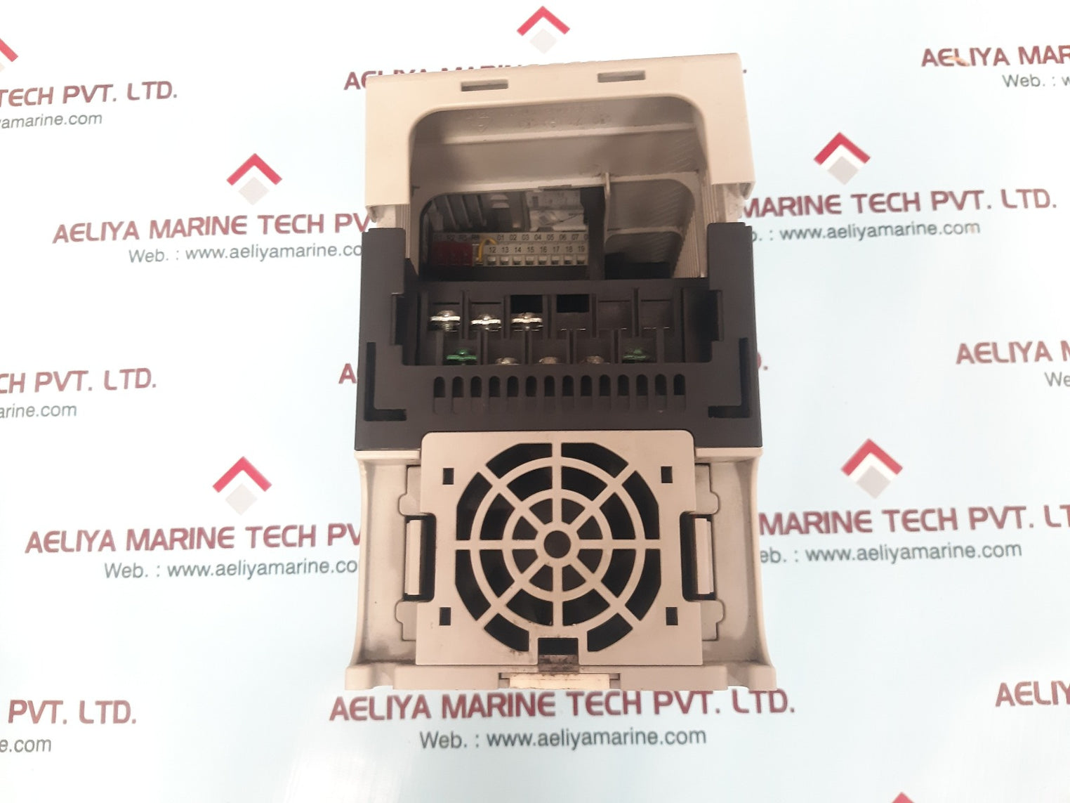 Allen-bradley 25b-d013n104 power flex 525 power module