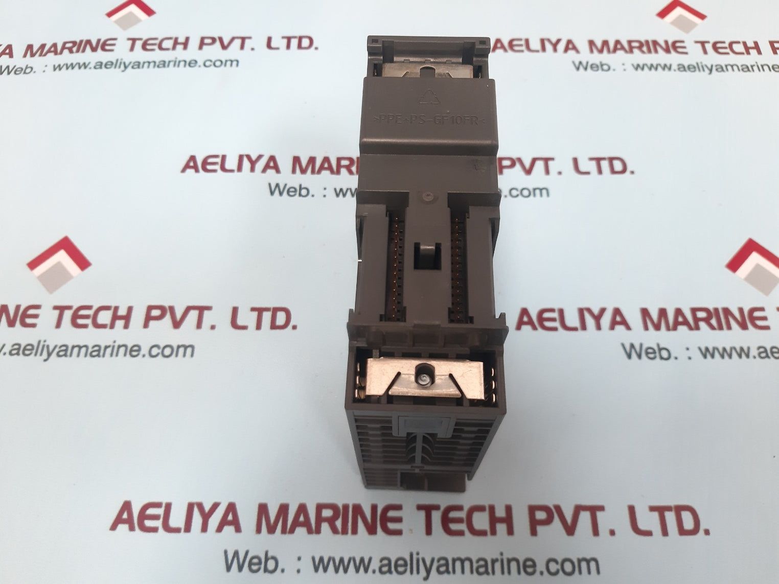 Siemens simatic s7 6es7 322-1bh01-0aa0 digital output module