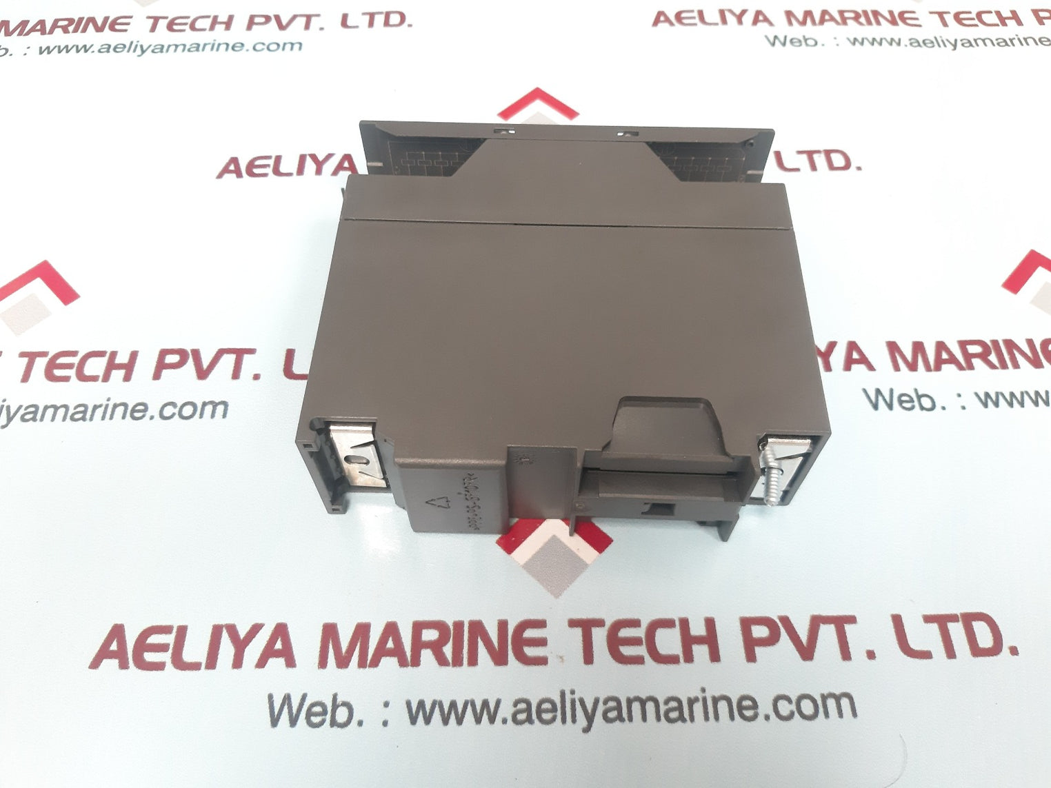 Siemens simatic s7 6es7 322-1bh01-0aa0 digital output module