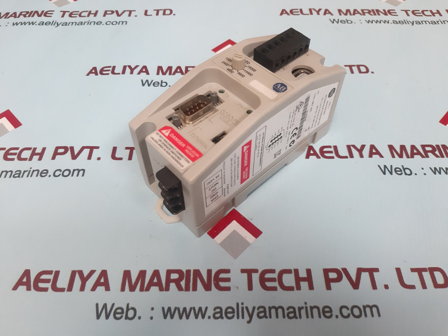 Allen bradley  1761-net-aic ser.b interface converter