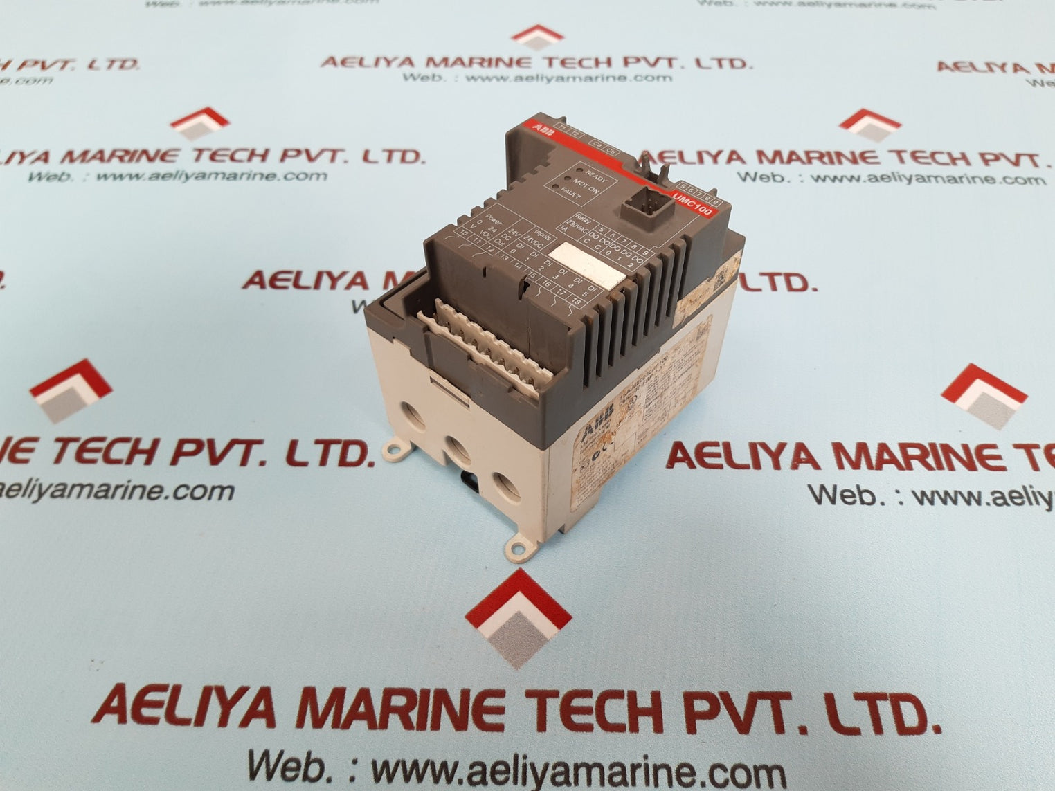 Abb umc100 1saj520000r0100