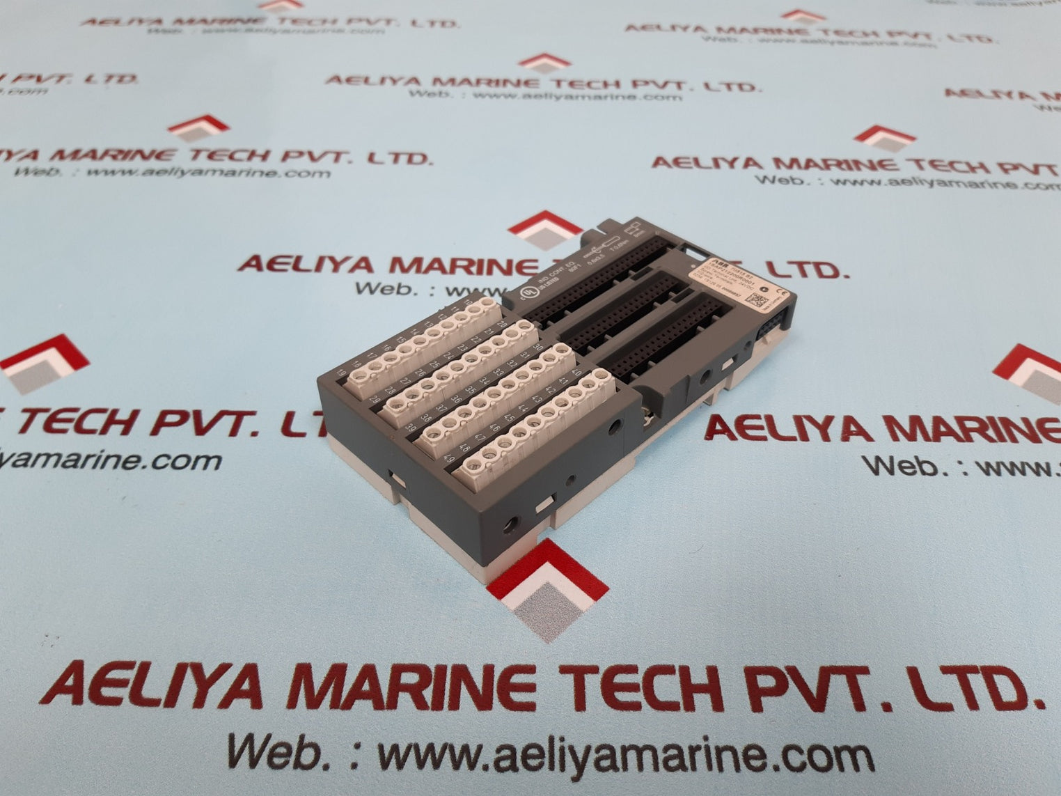 Abb tu515 b2 i/o terminal unit 1sap212200r0001