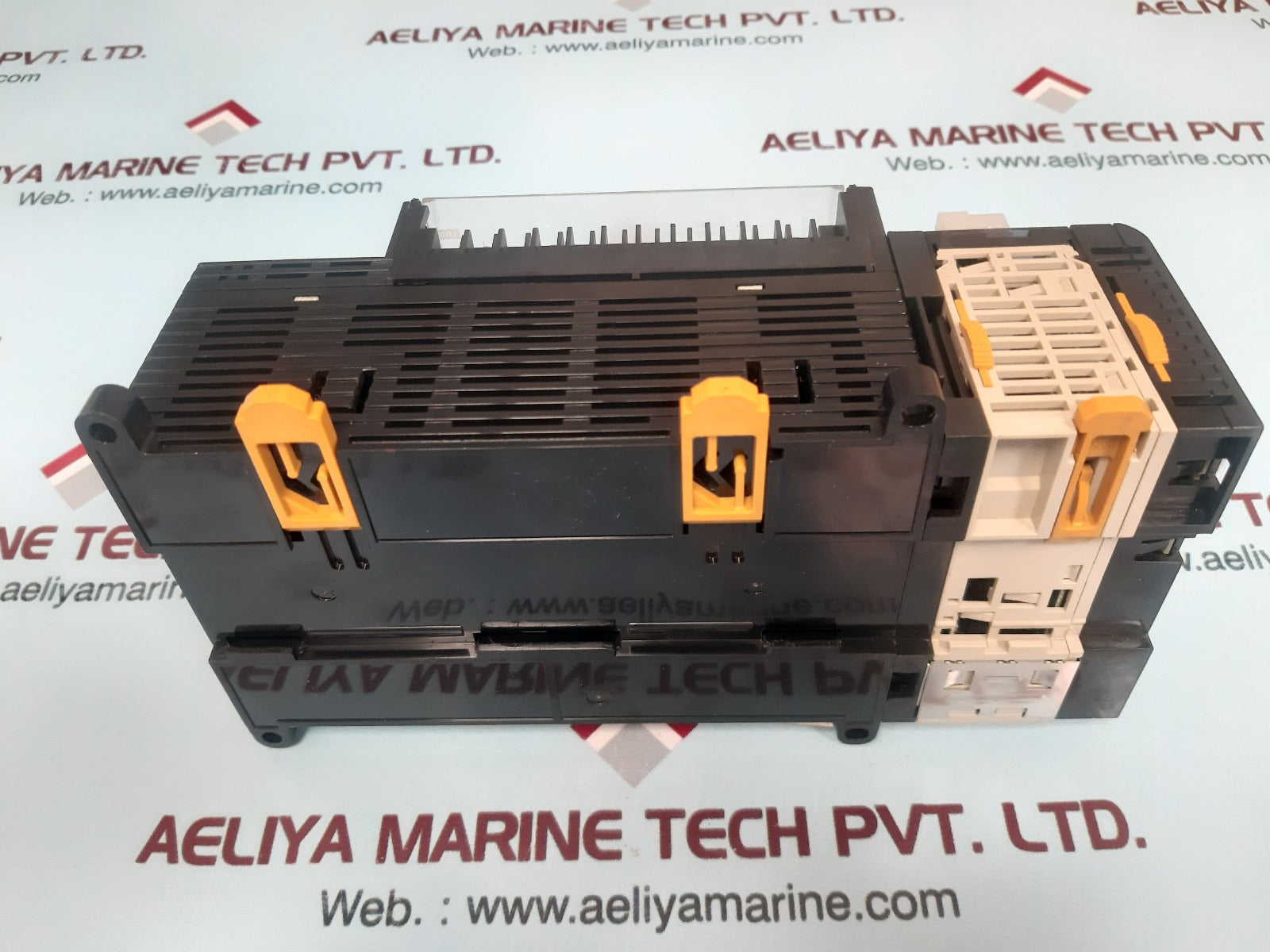 Omron sysmac cp1h-x40dt-d programmable controller