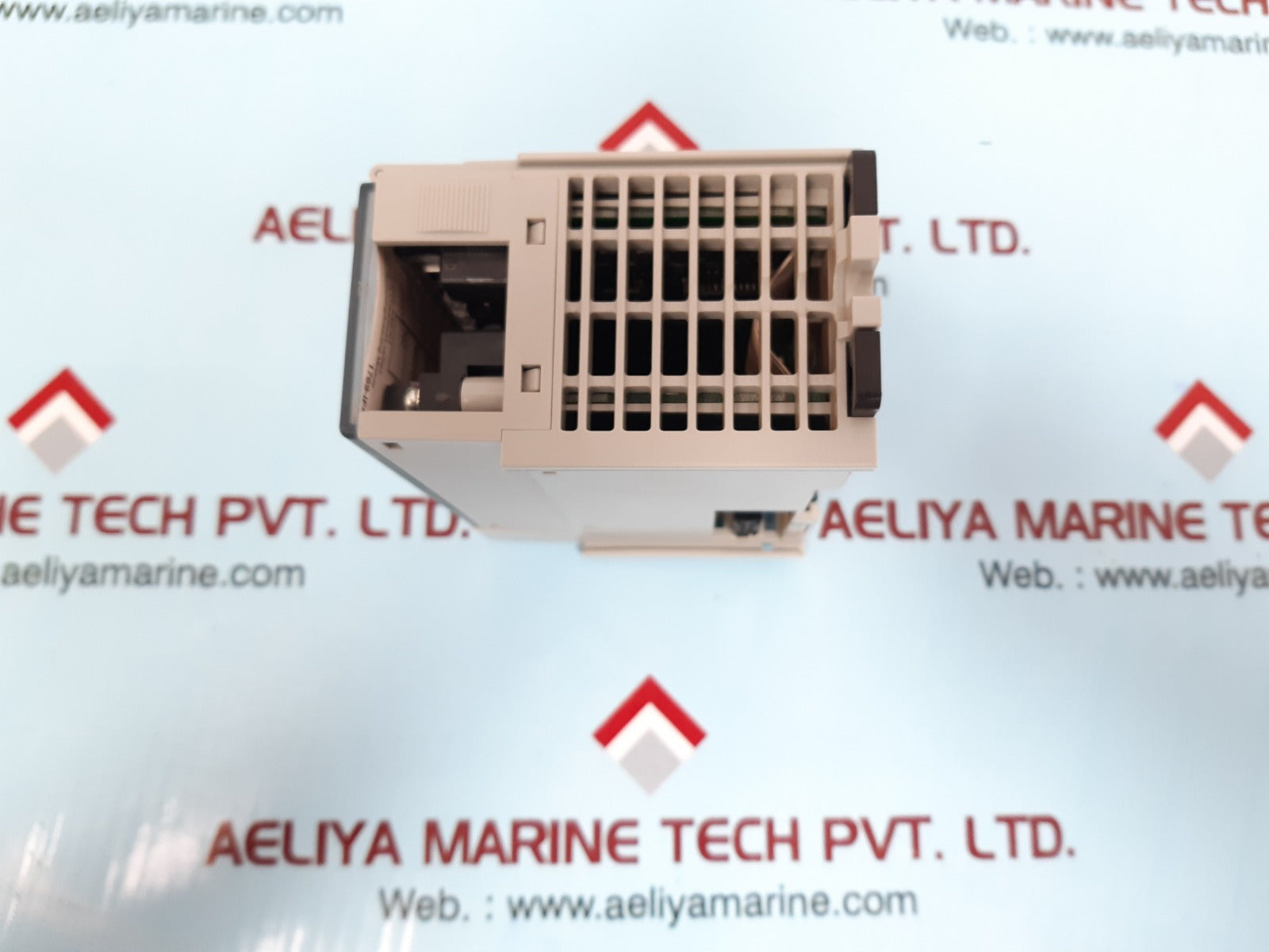 Allen-bradley 1769-if8 8 chnl. analog voltage current input module
