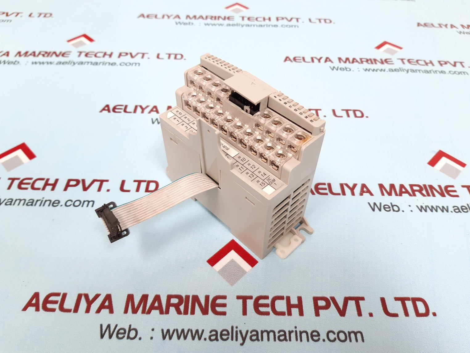 Allen-bradley 1762-iq16 micro logix 16 pt.24vdc sink/source input module