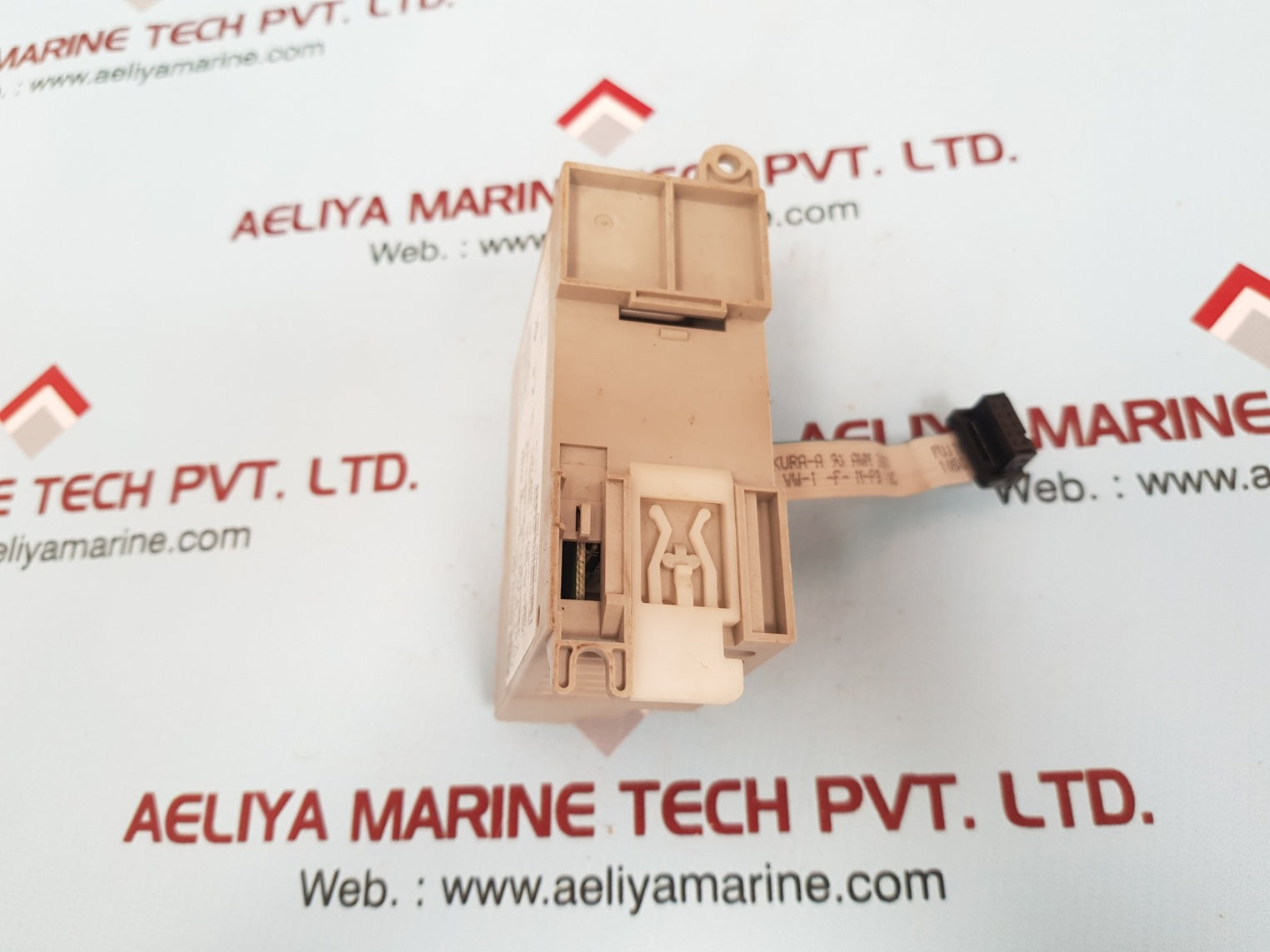 Allen-bradley micrologix 1762-if2of2 2 ch input/2 ch output analog module