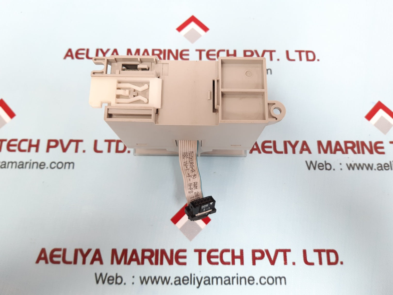 Allen-bradley 1762-ob16 micrologix 16 pt.24vdc source output module ser a rev b