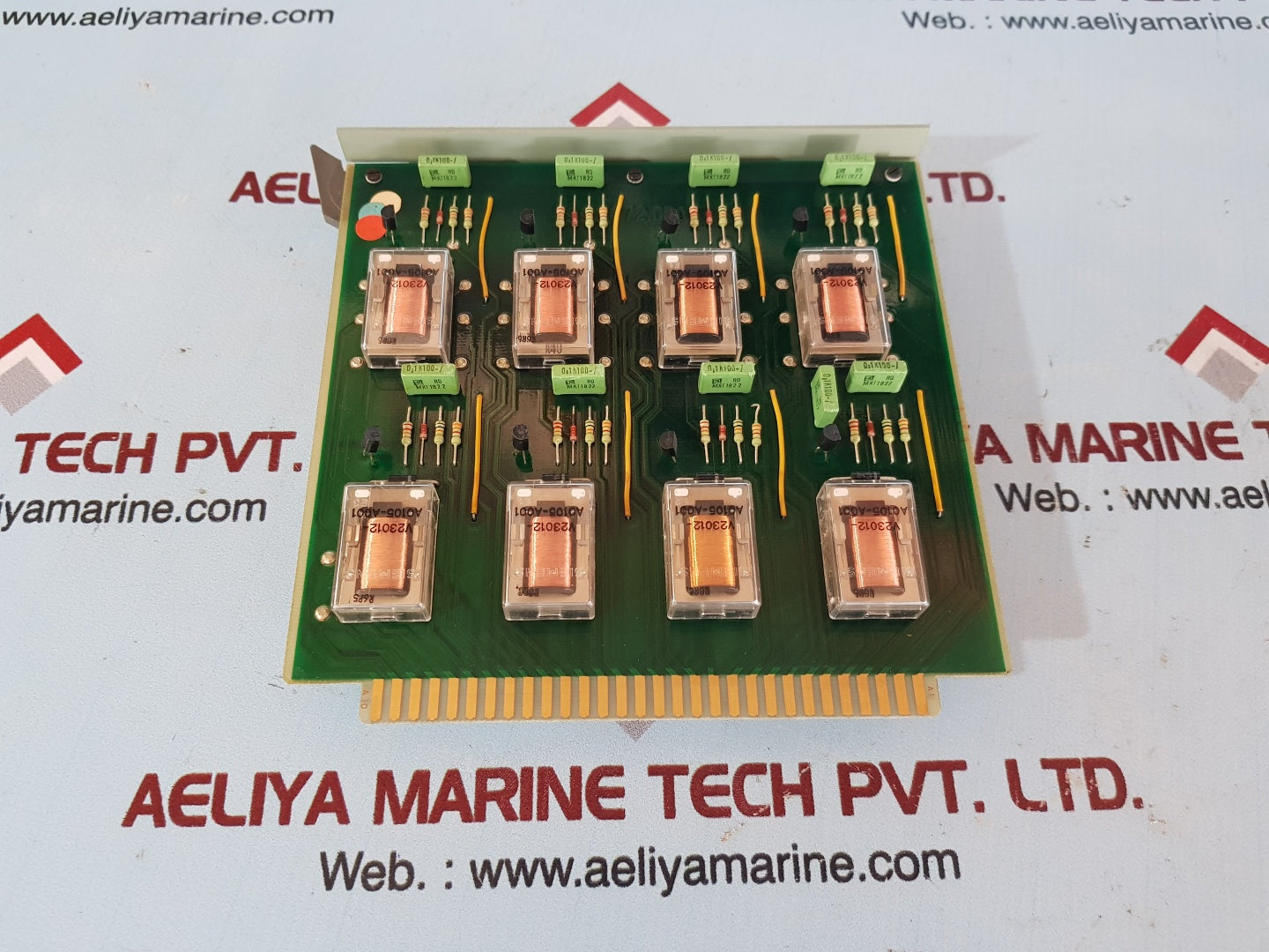 Soren t.lyngso 99007100 v01 buffered relay board
