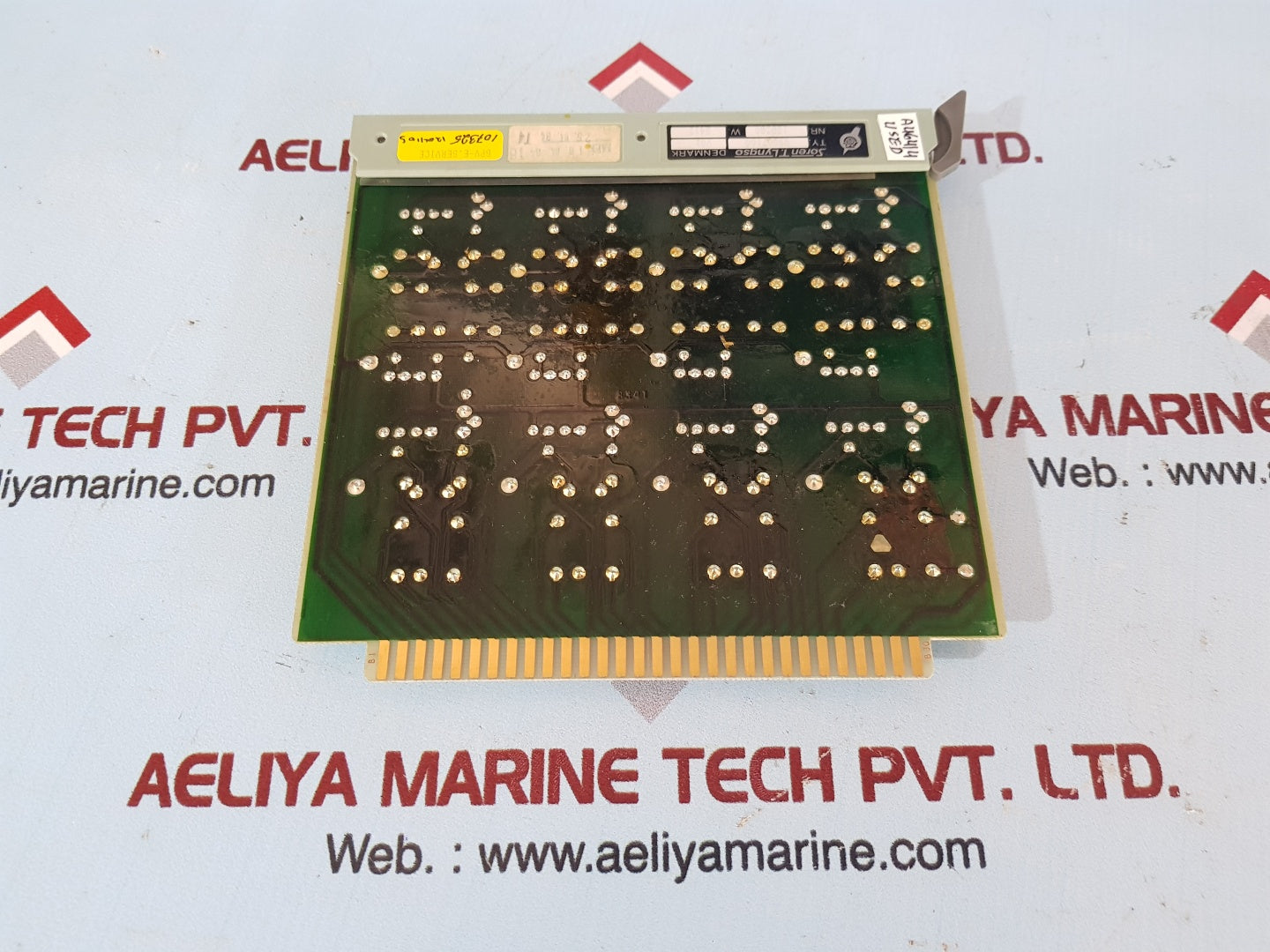 Soren t.lyngso 99007100 v01 buffered relay board