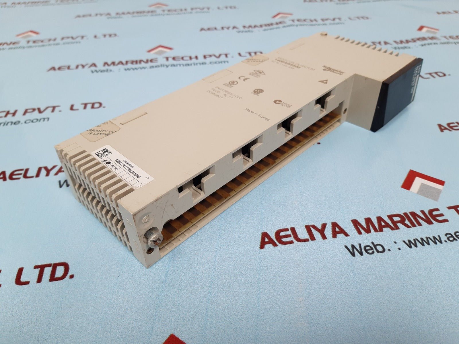 Schneider 140dai55300 modicon quantum module