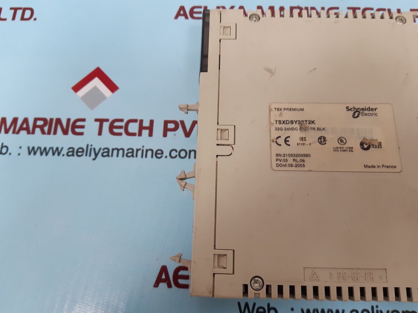 Schneider electric tsxdsy32t2k tsx premium i/o module 