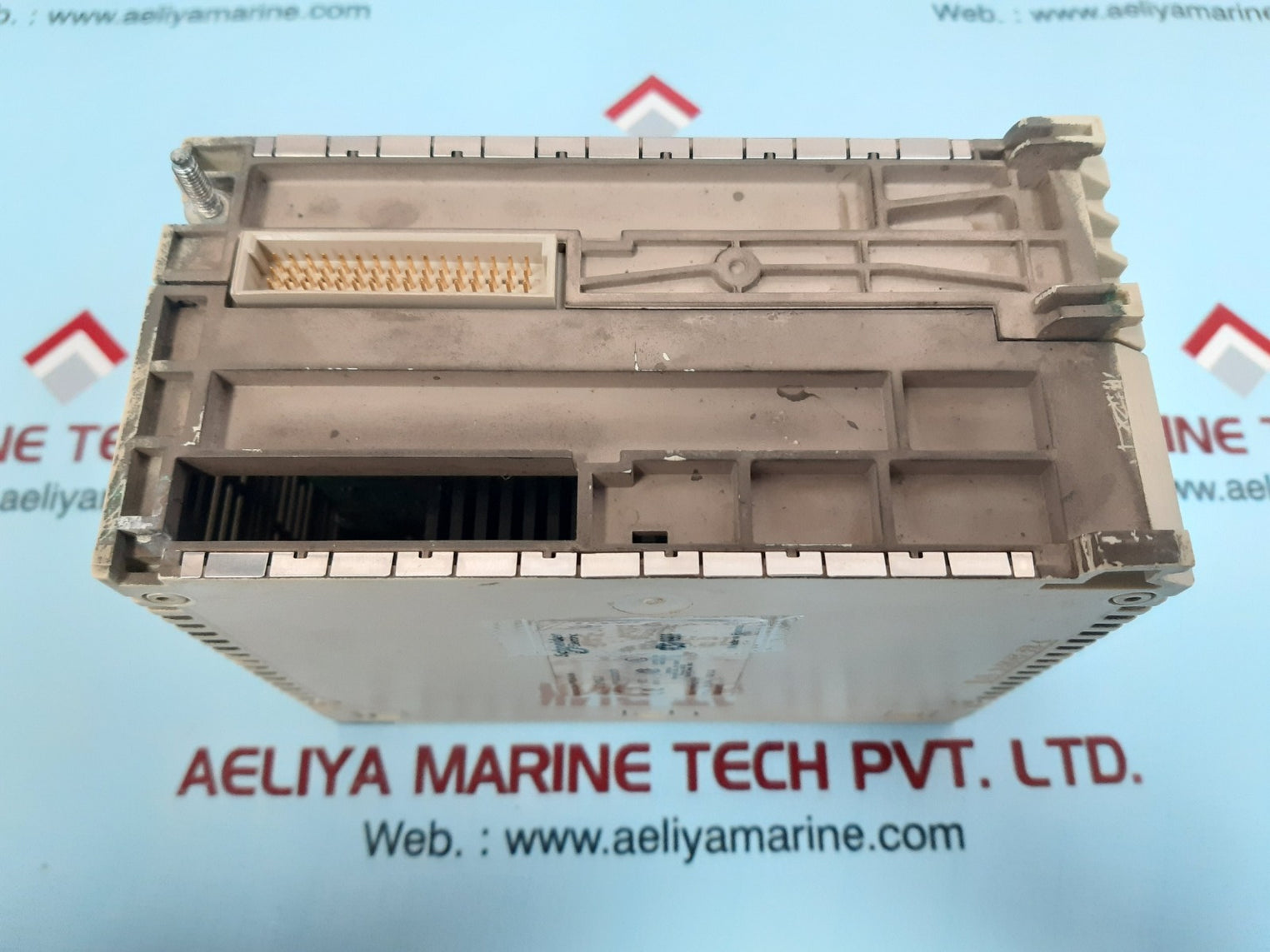 Schneider electric tsx p57203 modicon premium 572x3 pl7 processor