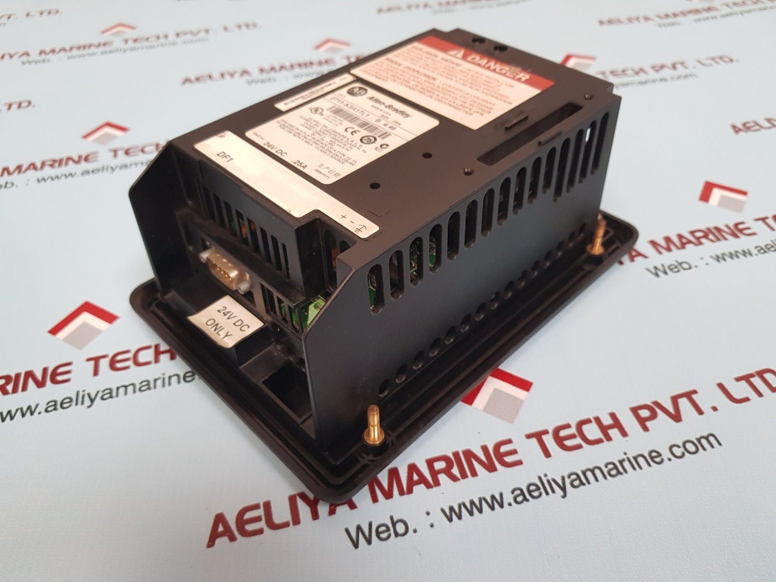 Allen bradley 2711-k3a17l1 panel view 300 ser .B