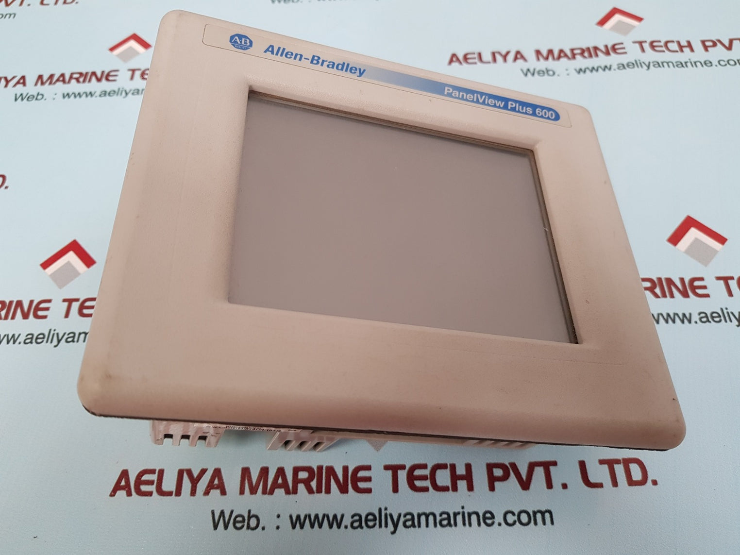 Allen-bradley 2711p-t6c20d panelview plus 600 ser.C