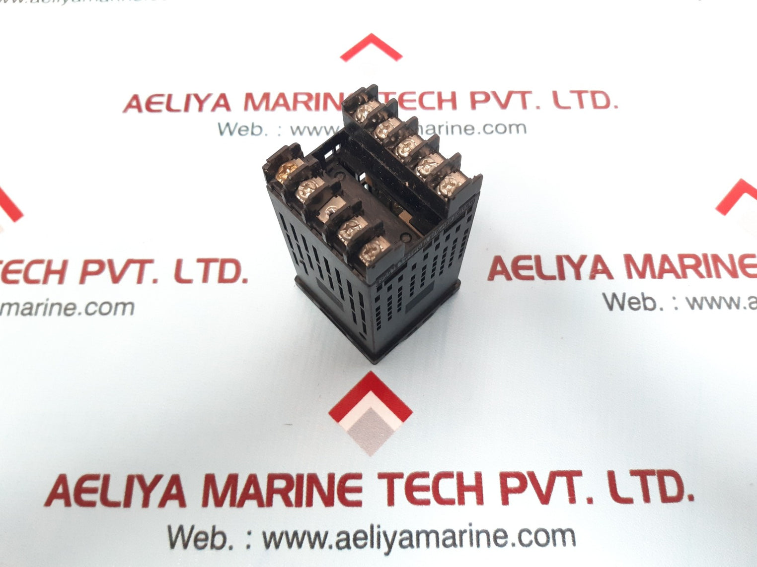 Omron e5cn-rt temperature controlle