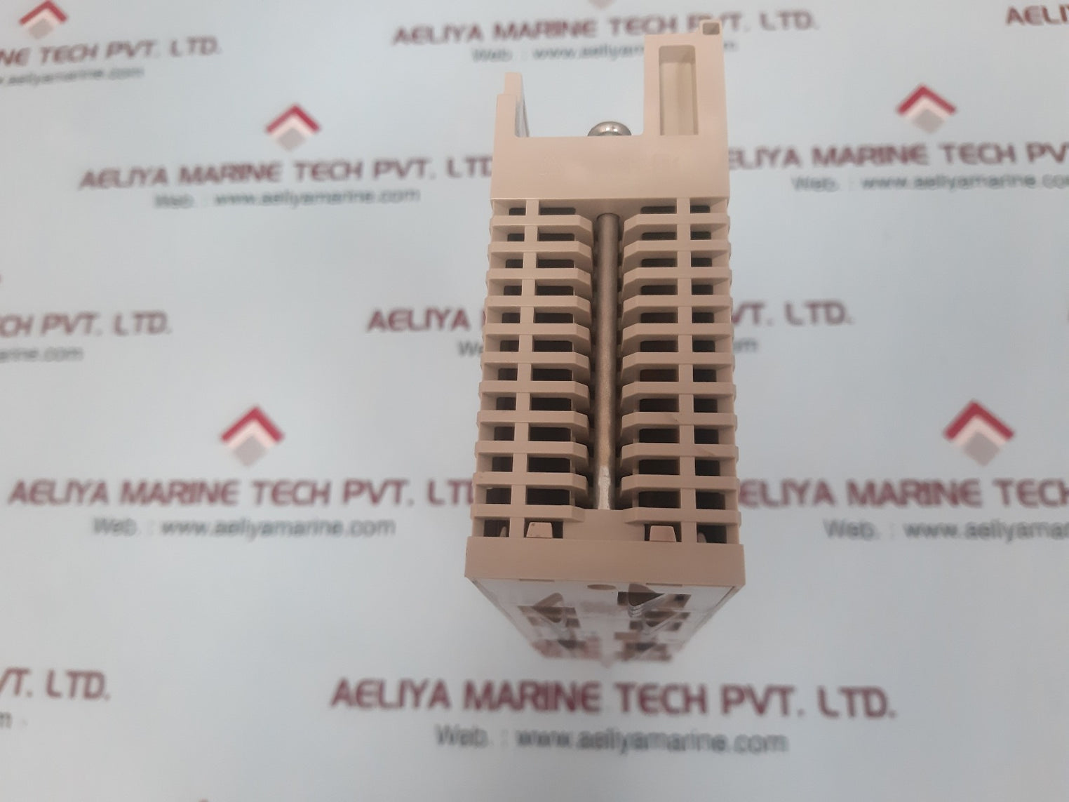 Schneider electric modicon quantum 140cra93100 rio drop module 