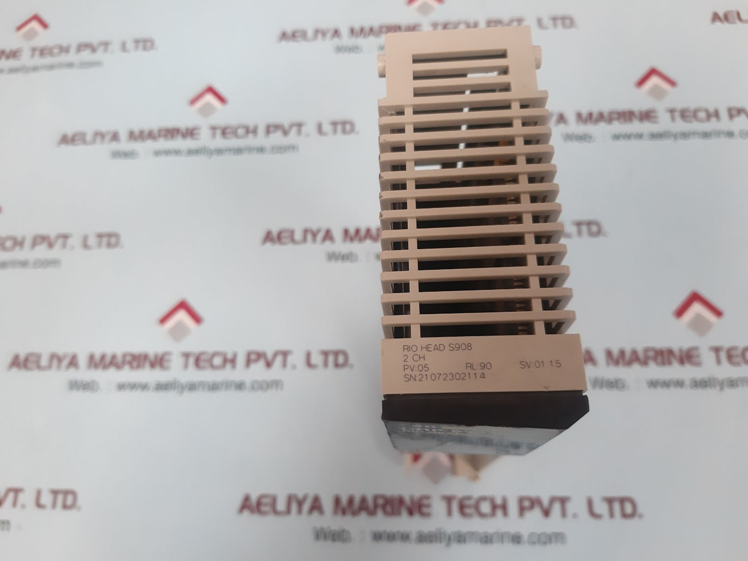 Schneider modicon quantum 140crp93200c rio head adptor module 