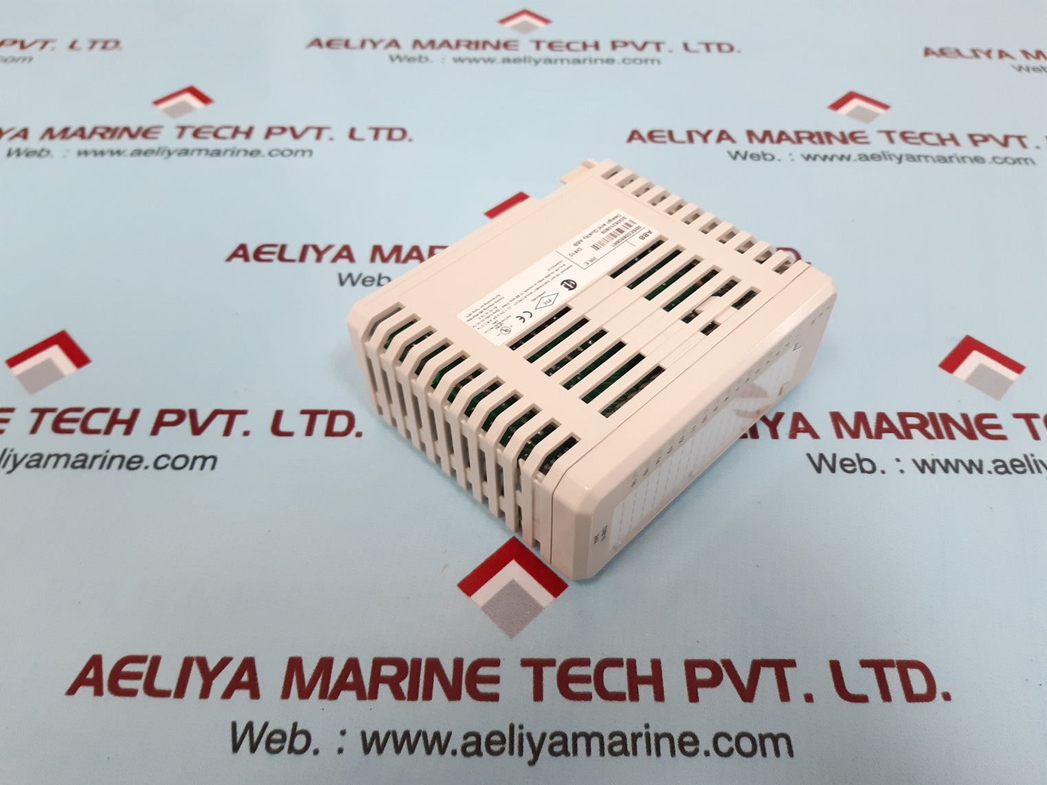 Abb di810 3bse008508r1 digital input module 24v