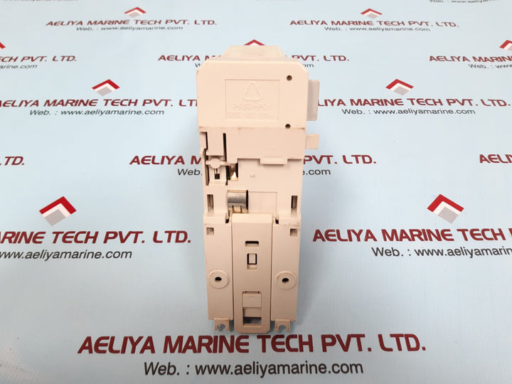 Abb ao810v2 analog output module with 3bse013230r1 compact module 