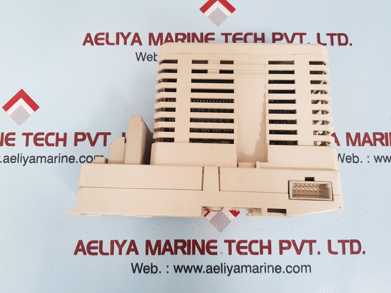 Abb do810 digital output module 3bse008510r1 pr.G