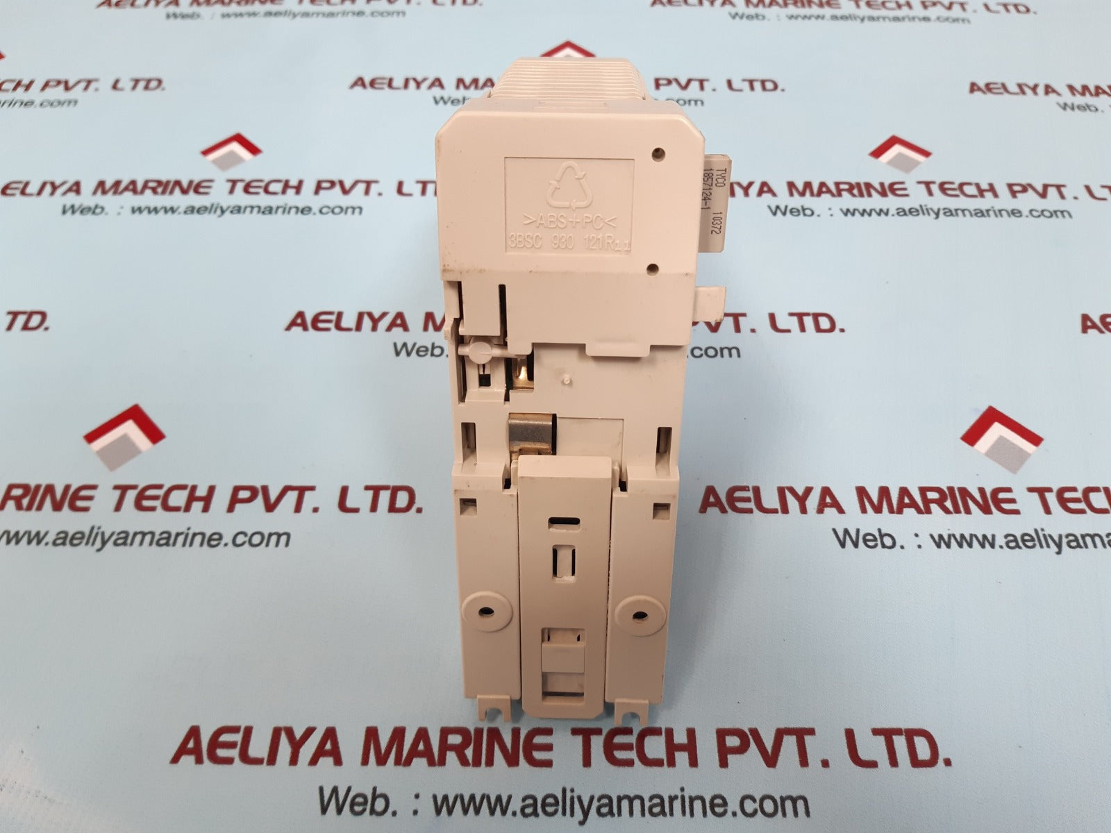 Abb ai810 input module with base 3bse013230r1 