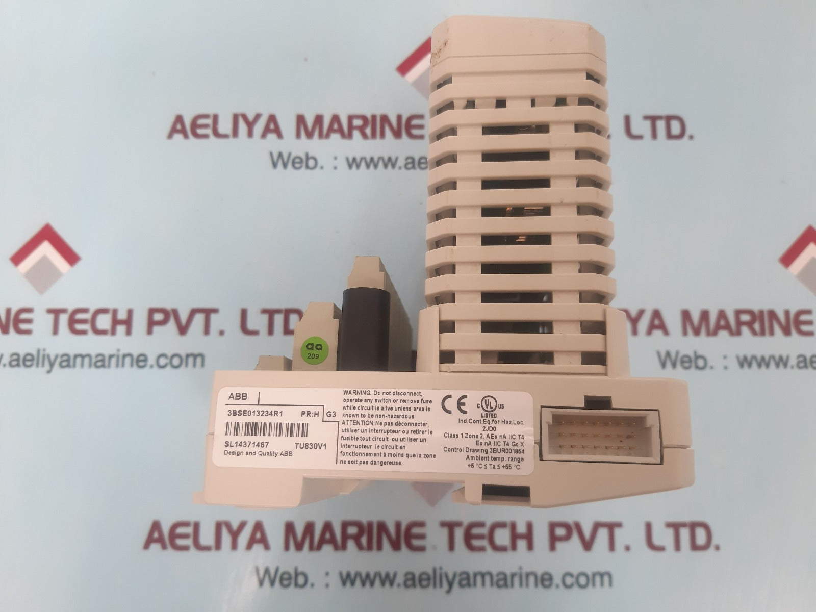 Abb ao820 3bse008546r1analog output module with 3bse013234r1 termination unit 