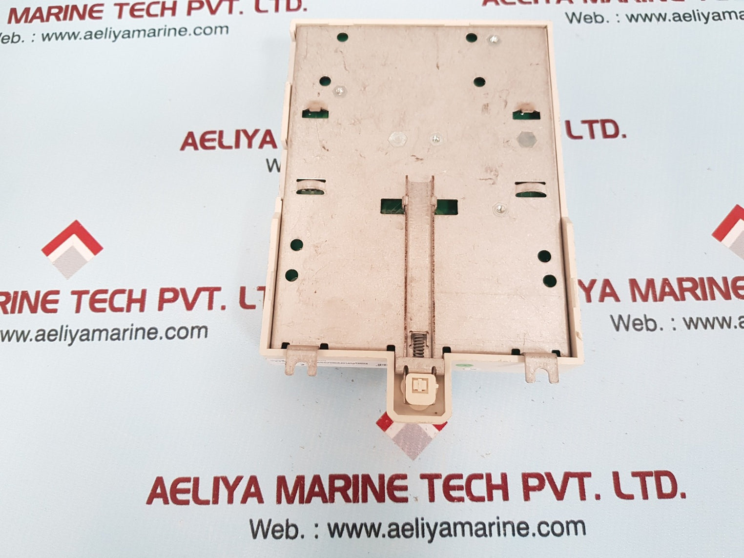 Abb tu848 3bse042558r1 termination unit