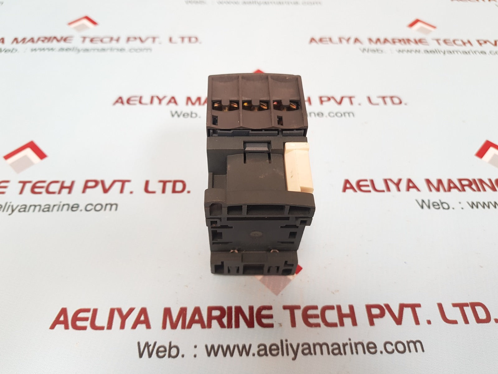 Telemecanique lc1d25 contactors with lad4rcu coil