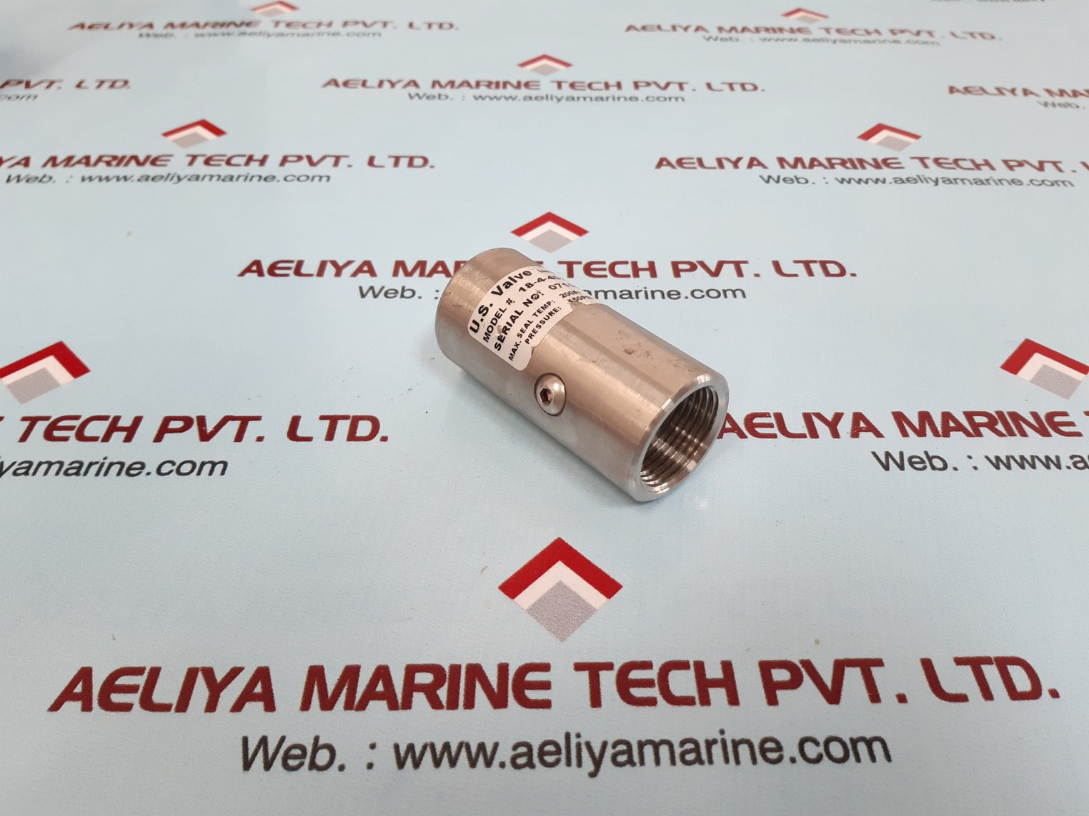 U.s. valve  18-4-4slb