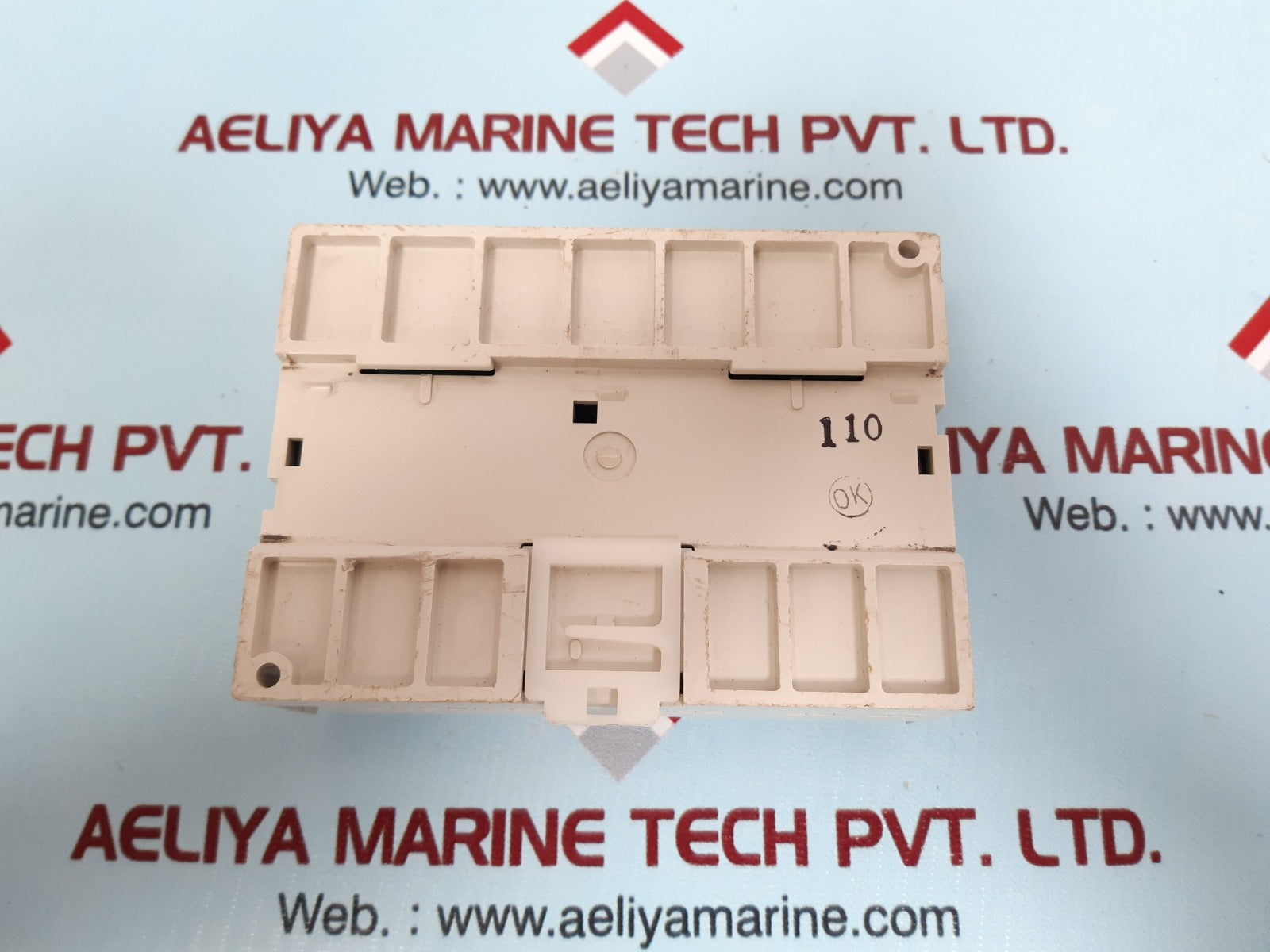 Mitsubishi al2-14mr-d programmable controller 24vdc 