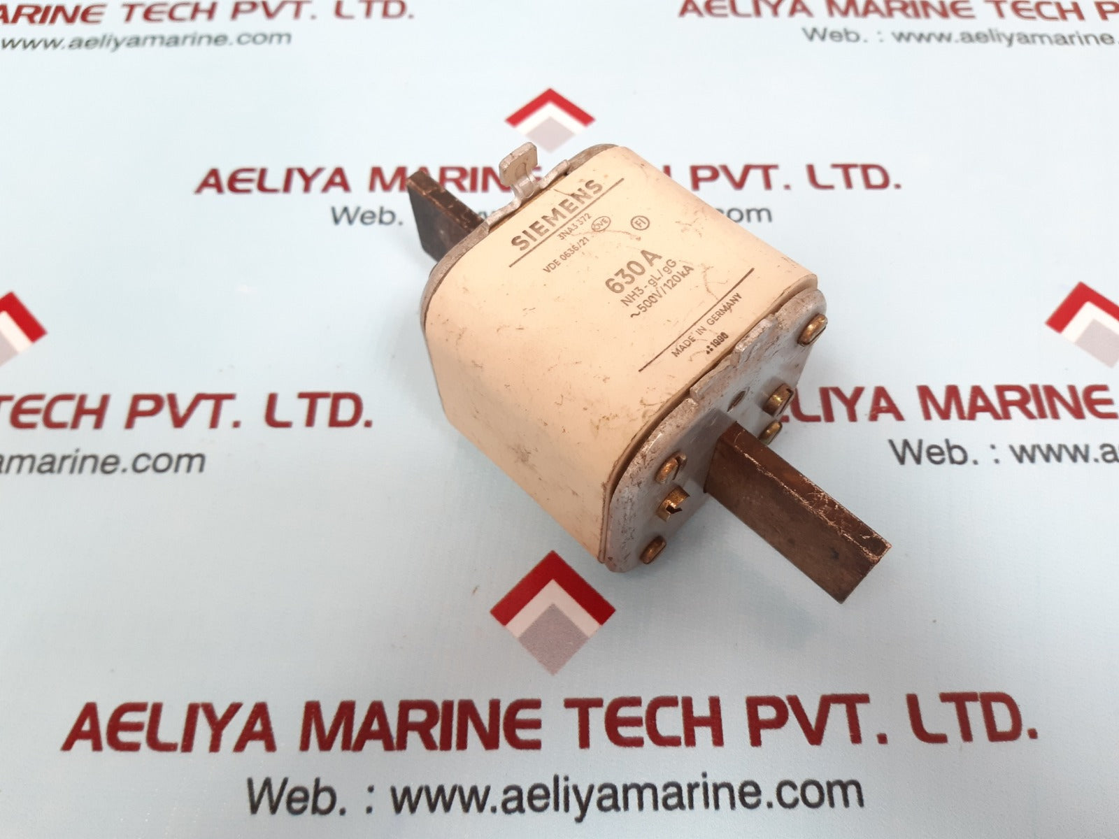 Siemens 3na3 372 fuse 630a 500v/120ka