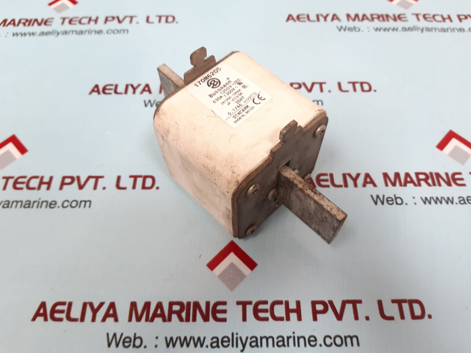 Bussmann 170m6205 fuse 1300v 630a