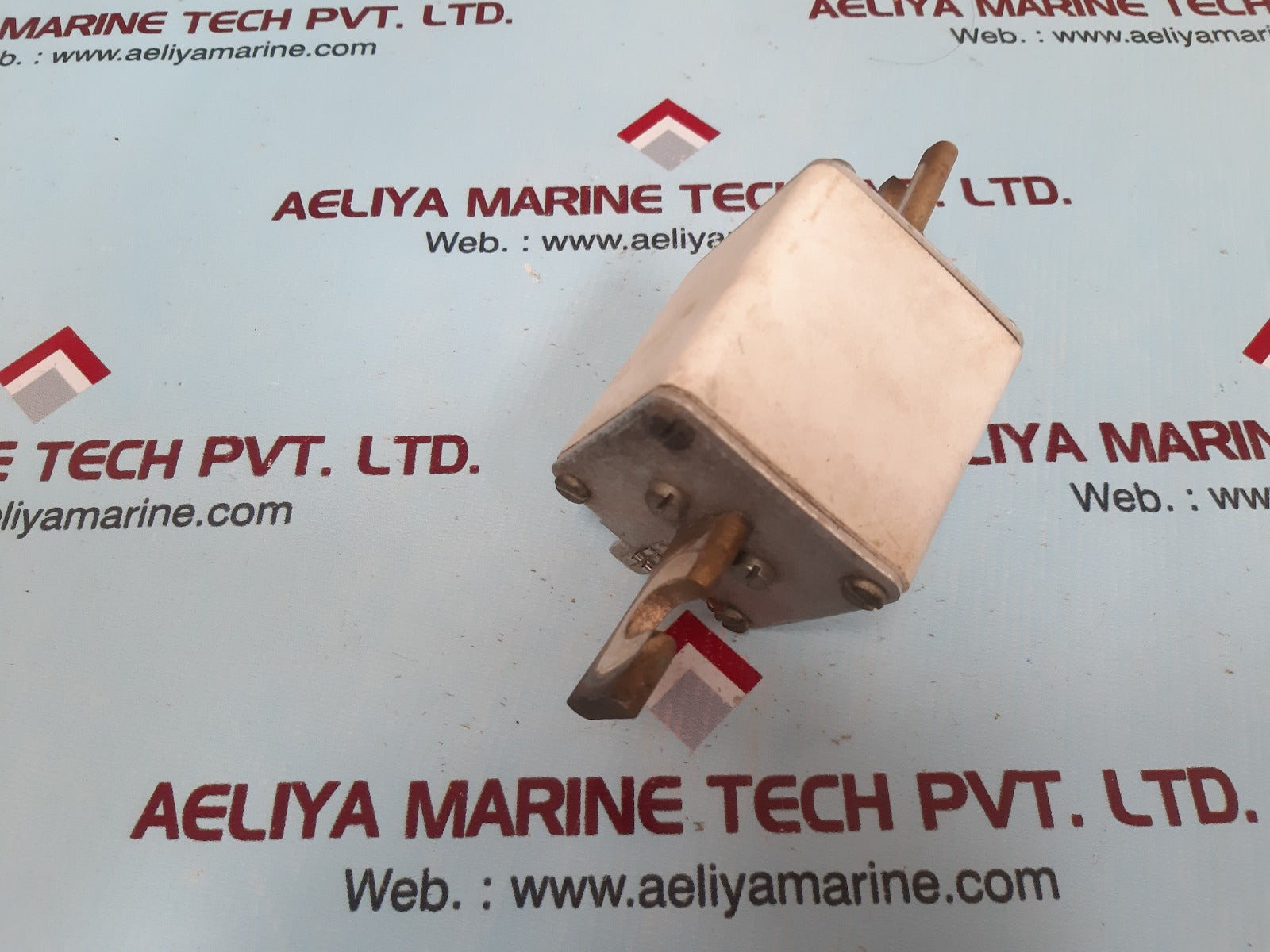 Siemens 3ne3 338-8 capacitor 800a 800v