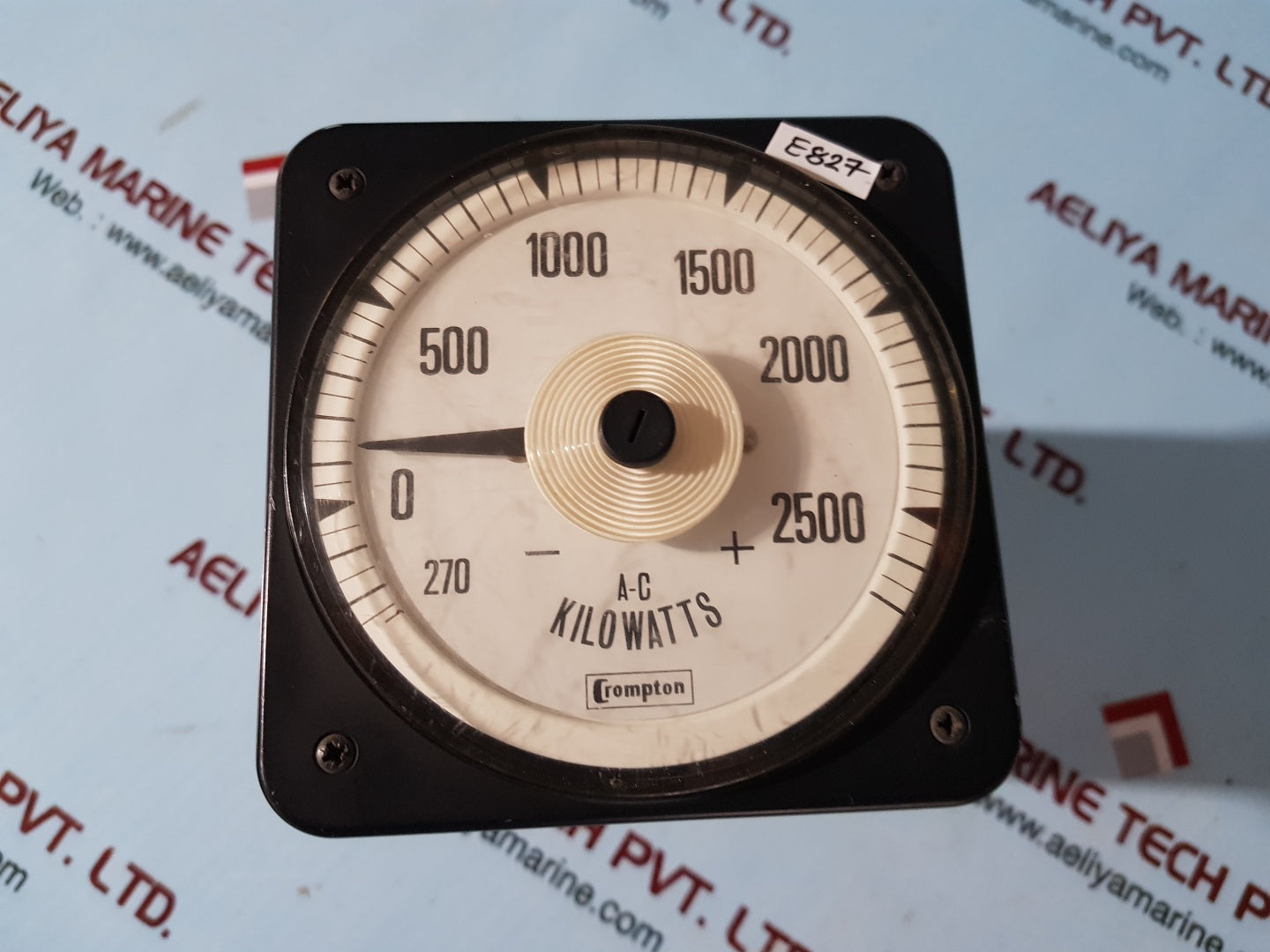 Crompton 077-218a-qou-c6 kilowatts meter