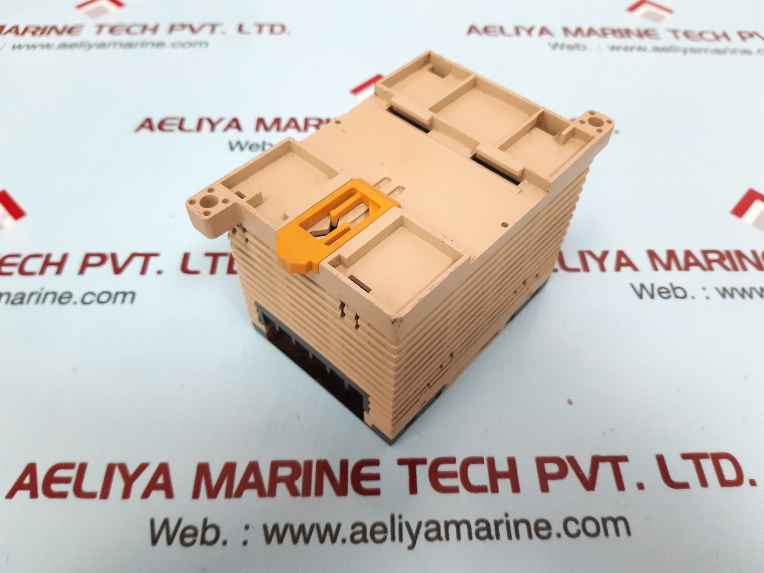 Omron programmable controller cpm1a-10cdr-a-v1