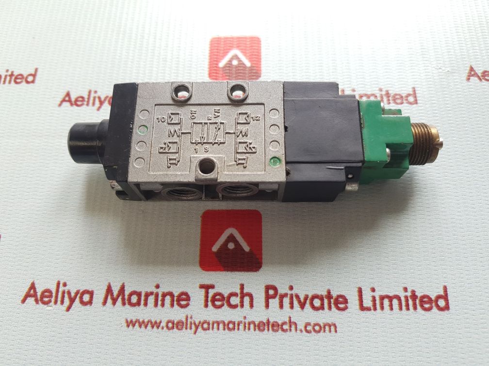 Univer cl-111a pneumatic valve
