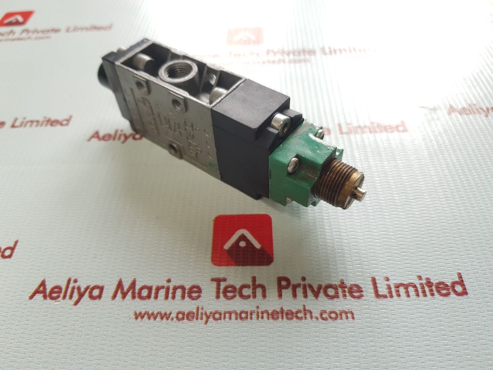 Univer cl-111a pneumatic valve
