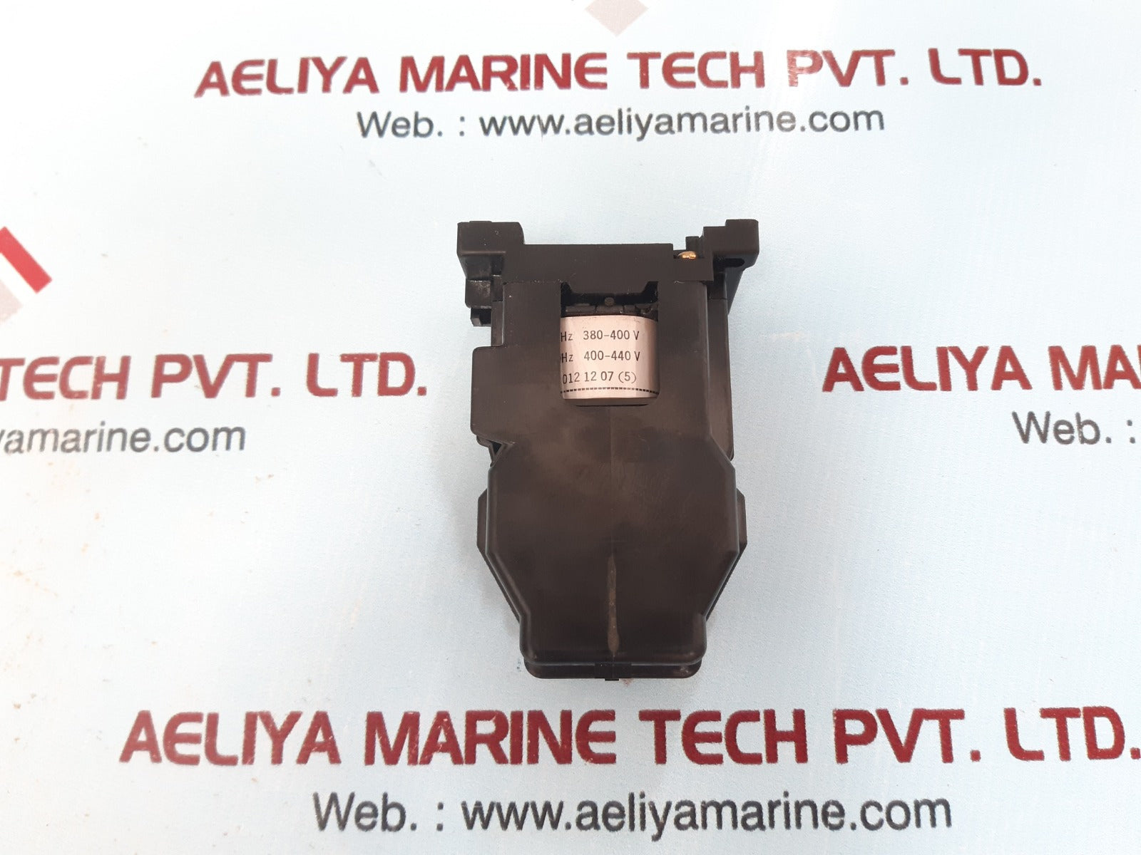 Fuji electric src50-2u/x (4a2b) auxiliary relay 380-400/400-440 v 50/60hz coil
