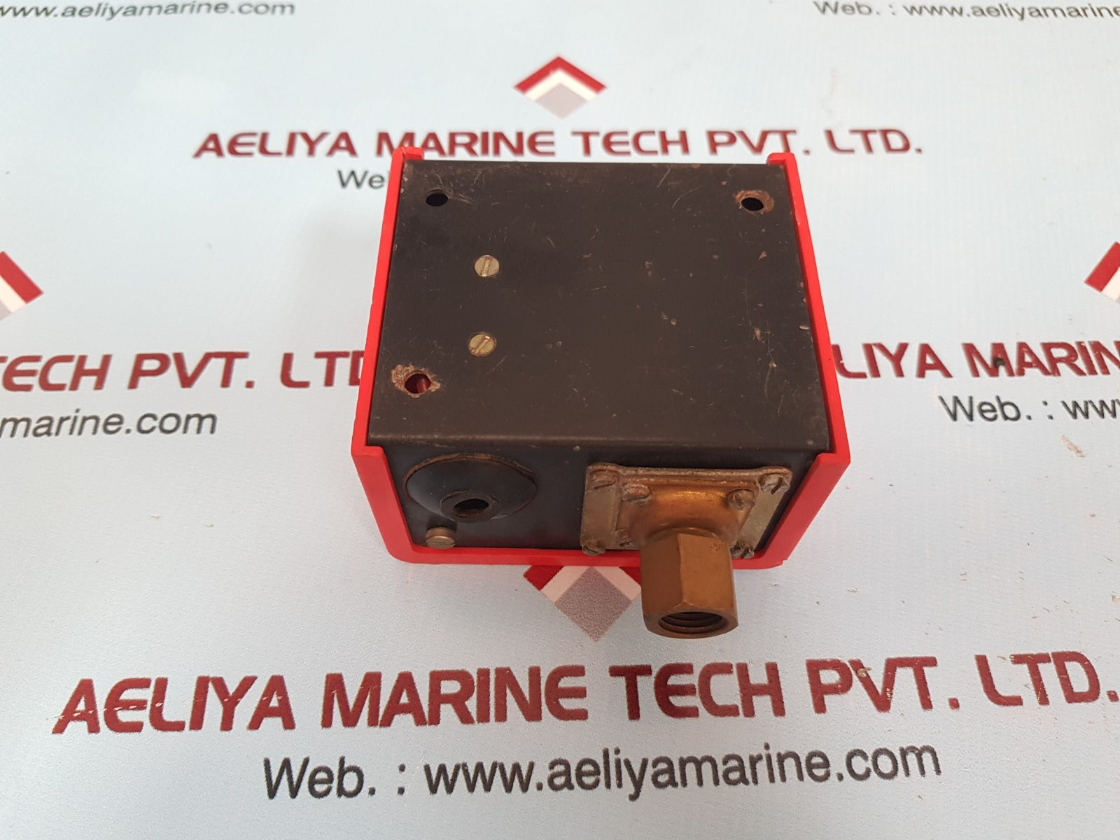Indfos ips industrial pressure switch