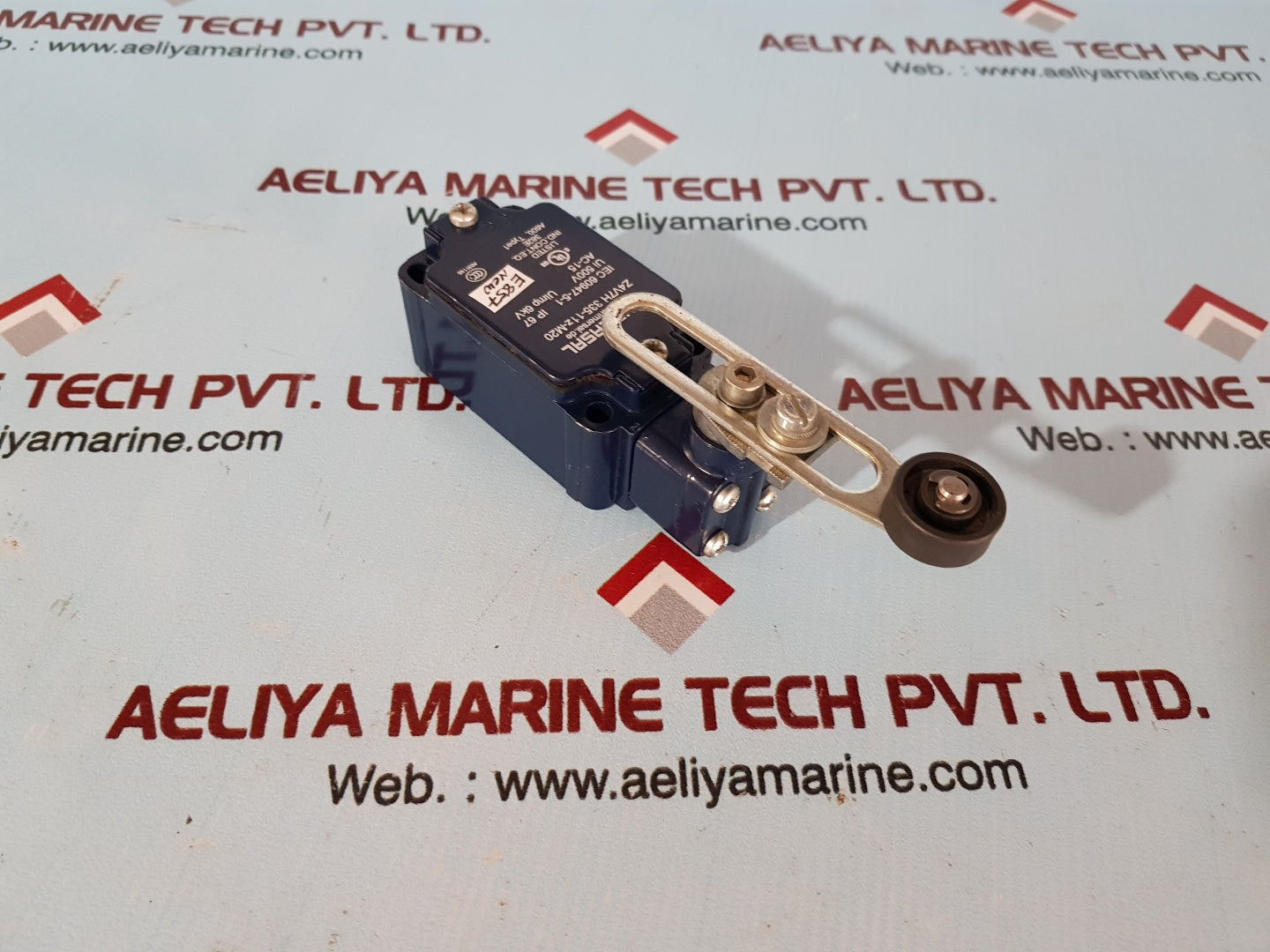 Schmersal z4v7h 335-11z-m20 limit switch