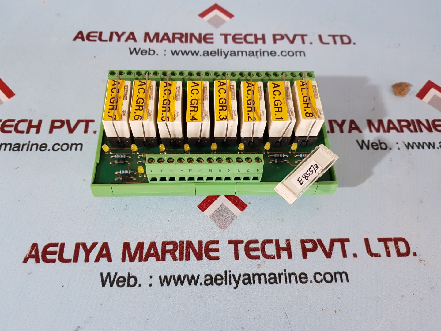 Phoenix contact umk-8 relay module 2972916